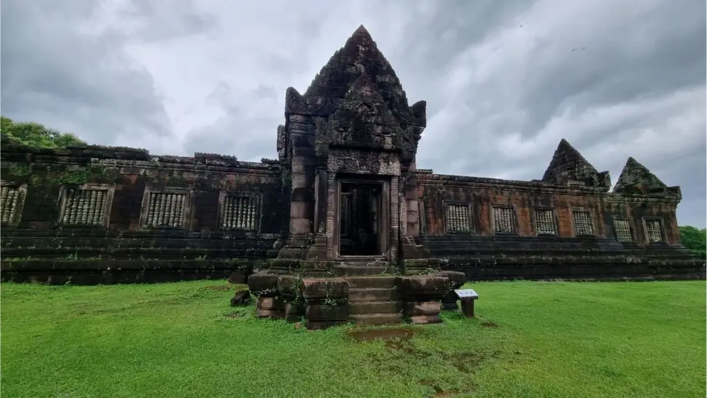 wat phu temple southern laos champasak province