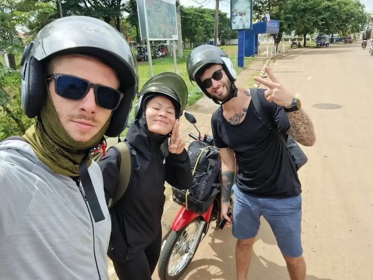 starting bolaven-motorbike loop right out of pakse 3 riders selfie