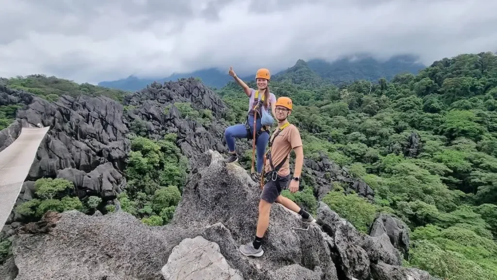 outdoor-adventure-thakek-loop-khammouane