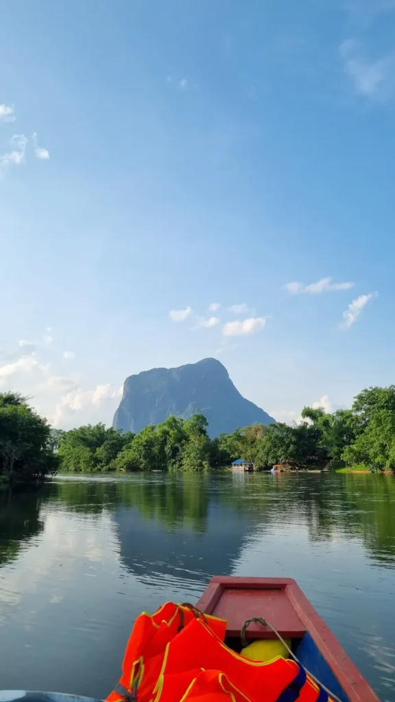 kayaking in mueang feuang