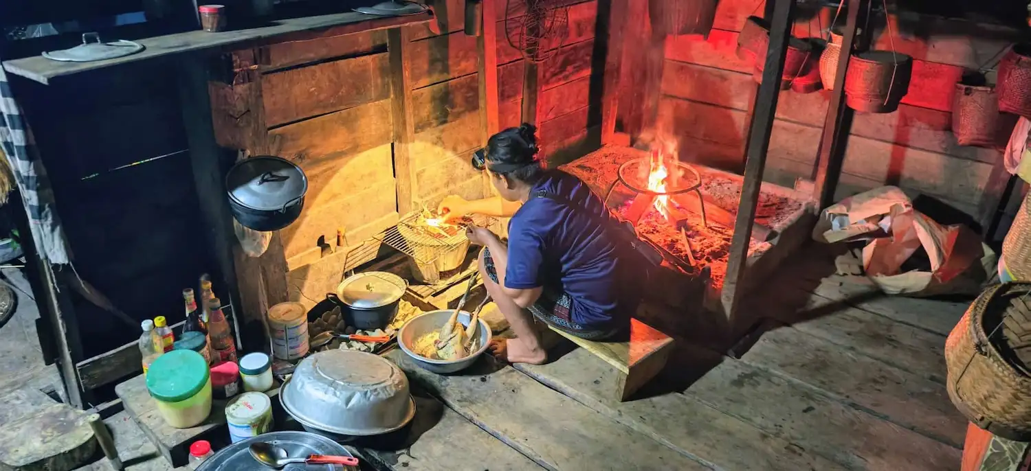 traditional lao phu-thai kitchen in a savannakhet homestay