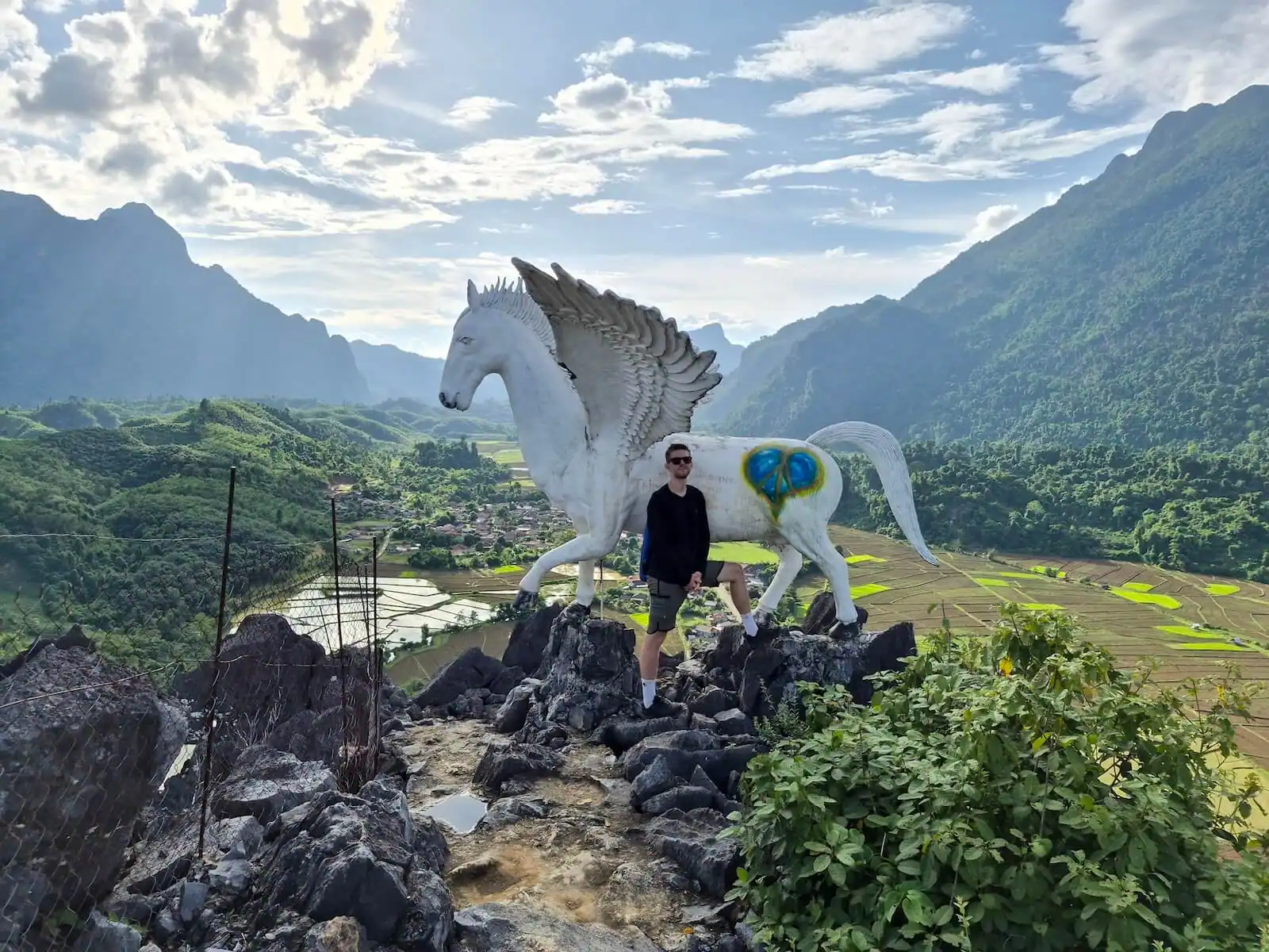 pha phounkham viewpoint vang vieng with pegasus on top